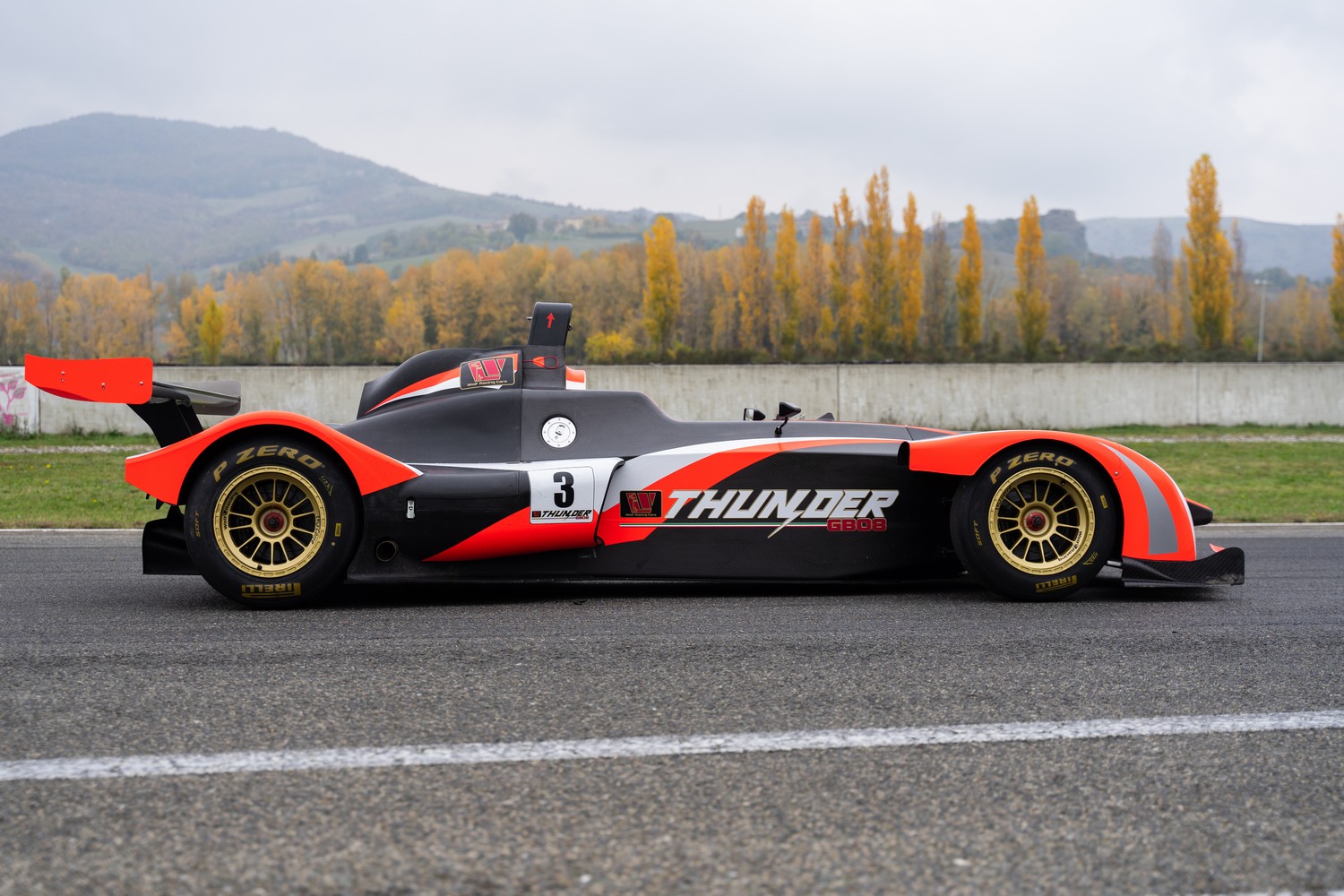 Wolf-racing-cars-Thunder thunder